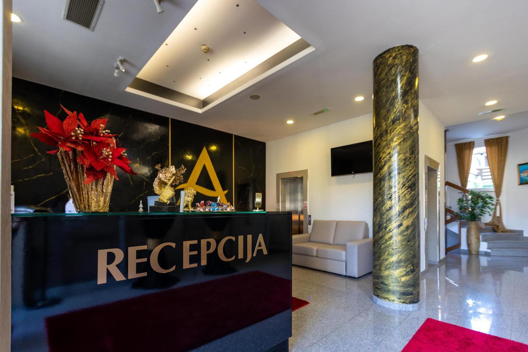 סלאבונסקי ברוד Art Hotel מראה חיצוני תמונה