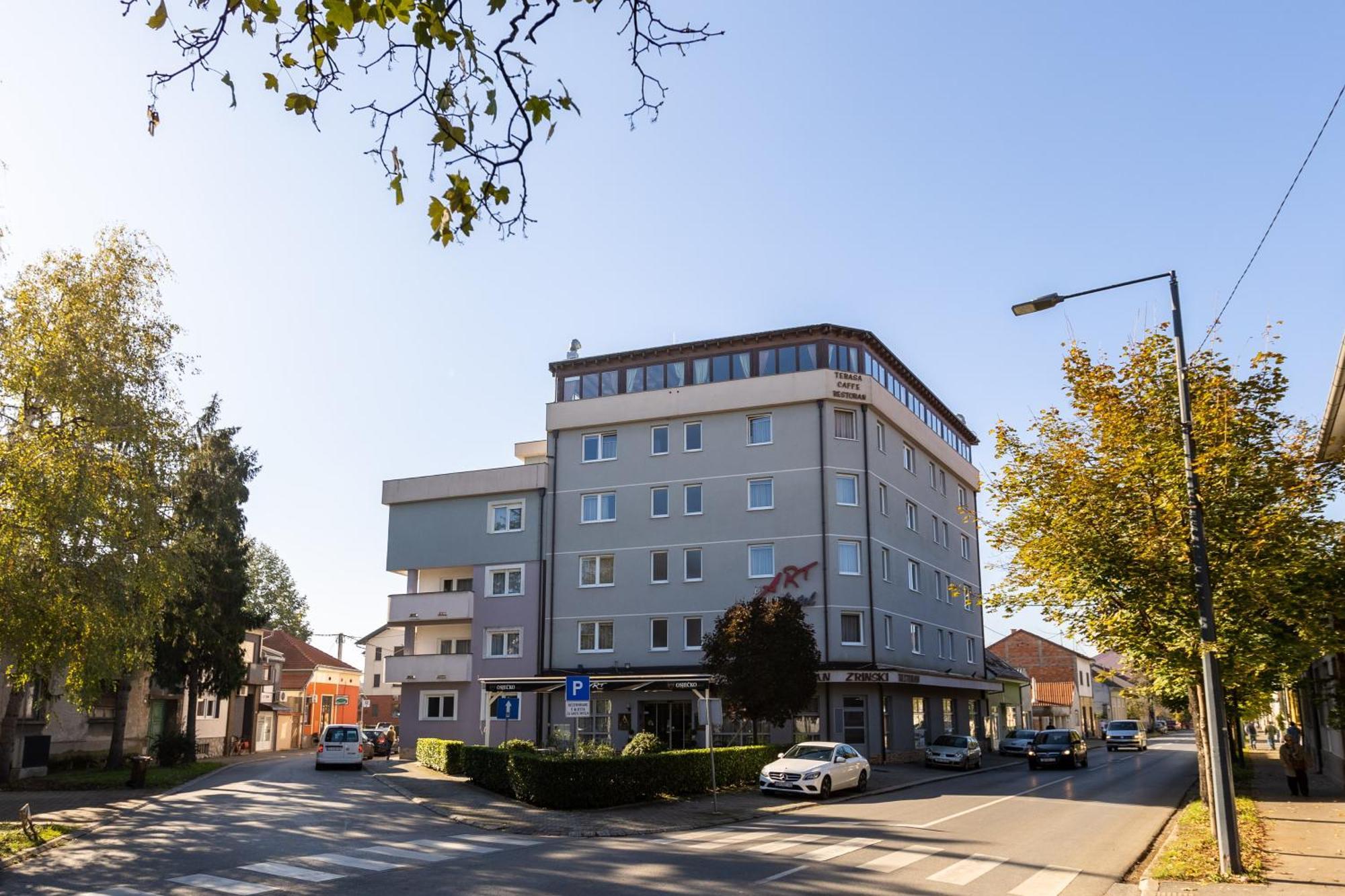 סלאבונסקי ברוד Art Hotel מראה חיצוני תמונה